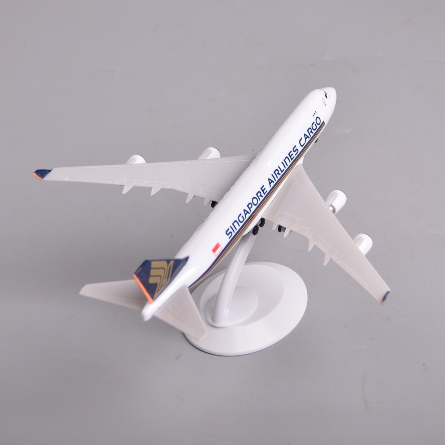 20cm ABS Plastic Singapore Car - Model Airplane Plastic recensie en prijs